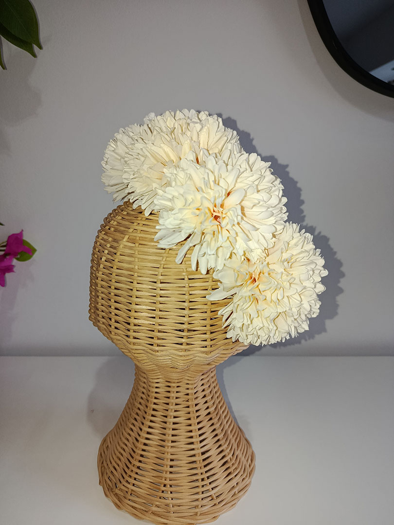 Diadema de flores de flamenca Cava - Imagen 2