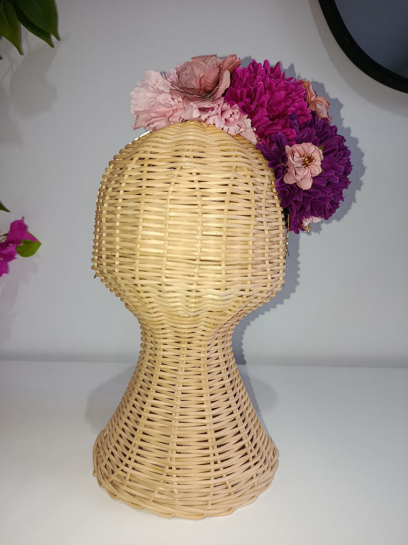 Diadema de flores de flamenca RGB - Imagen 2